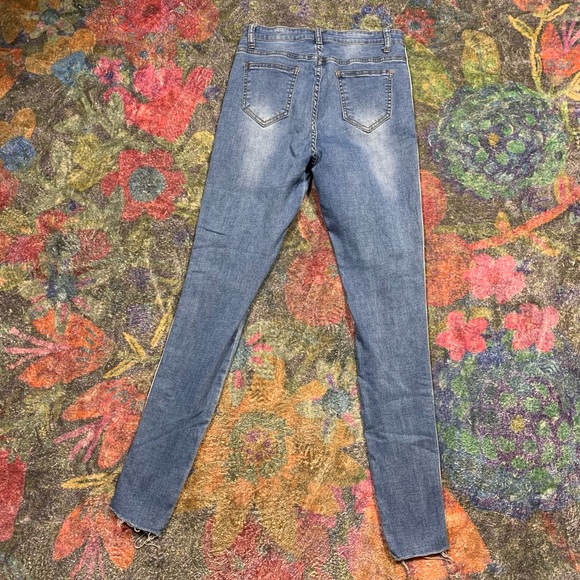 Falmer Heritage Distressed Jeans - Picture 12 of 12